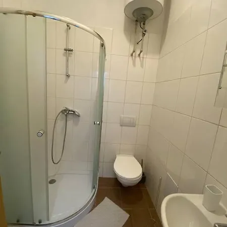 Cozy 1 Bedroom Studio In The Center Of Pilsen Exterior photo